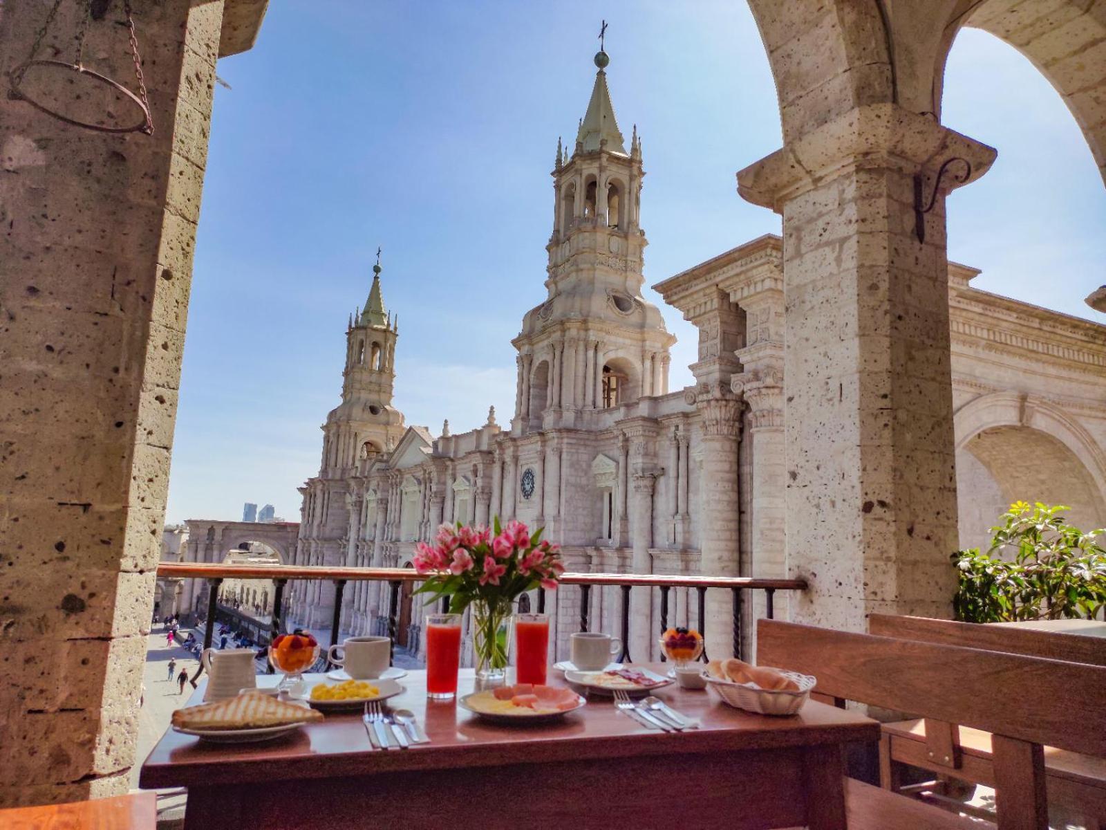 Arequipa Suite Plaza Hotel Exterior photo